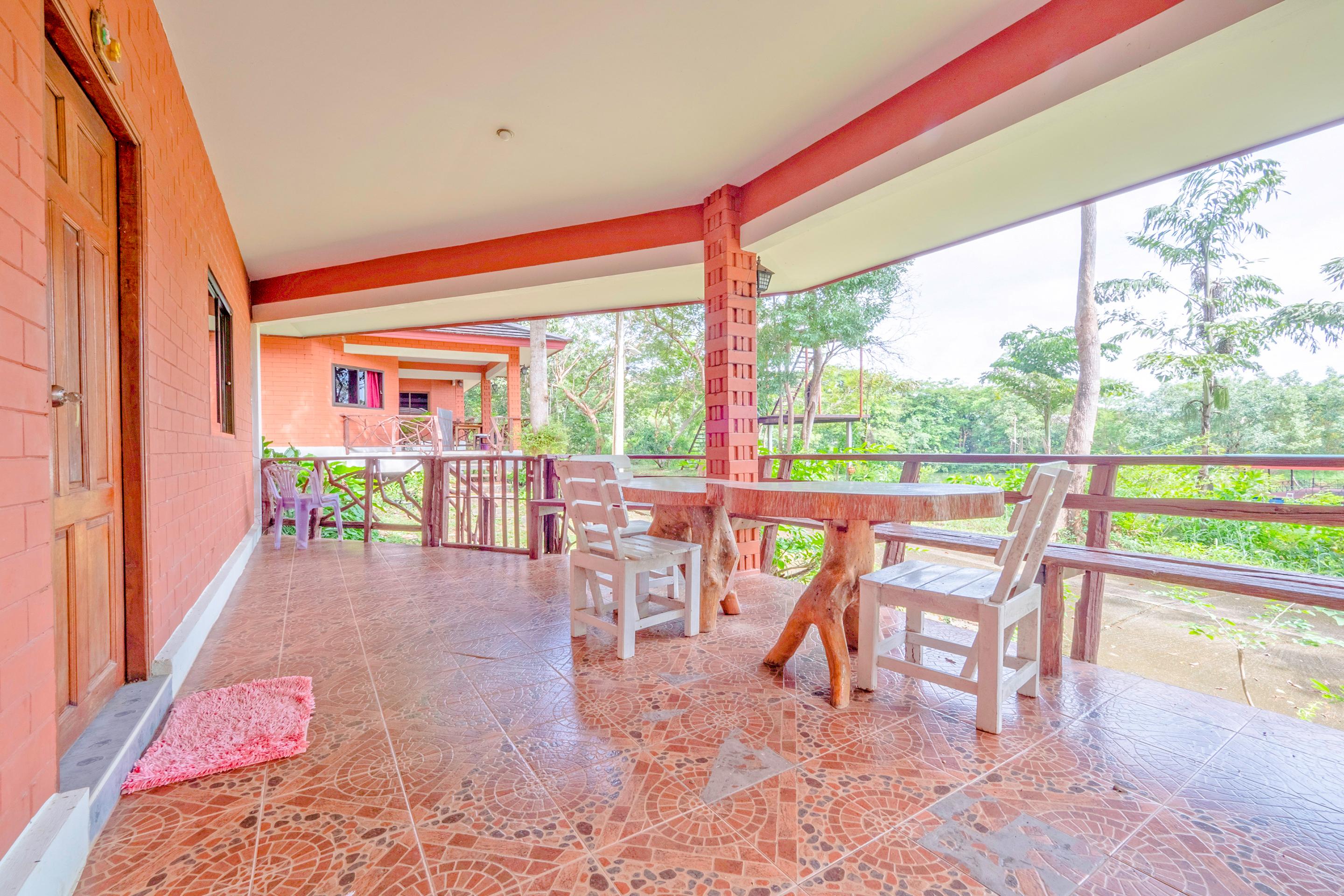 Oyo 1149 Best Resort Tha Mai Exterior photo