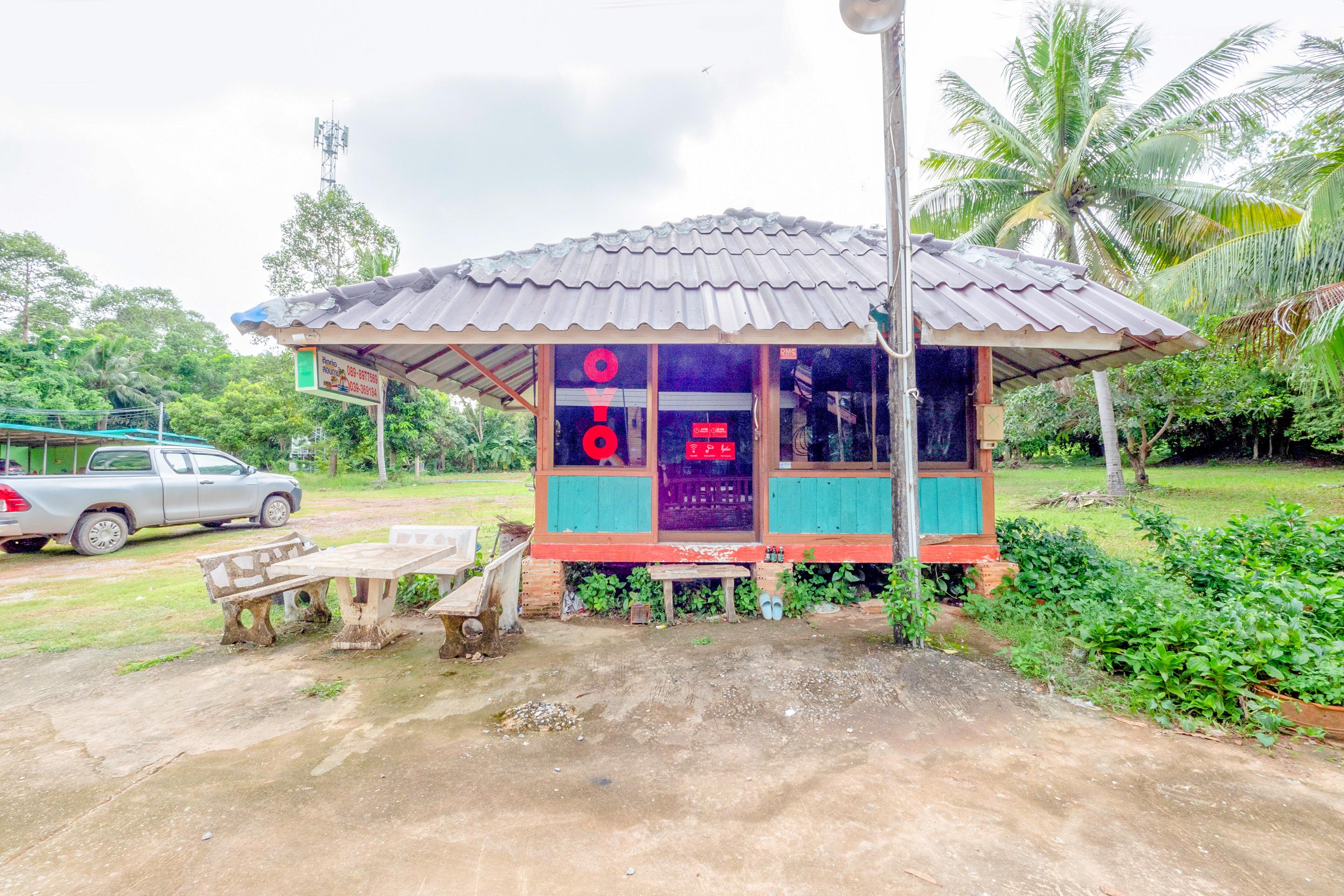 Oyo 1149 Best Resort Tha Mai Exterior photo